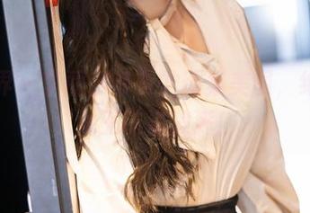 语画界 – 李丽莎带来的图集美图，绝对是女王味道满满！