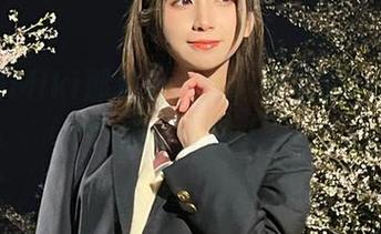 贝儿酱Miki那是万人迷，学姐的cos合集，戳中无数人！