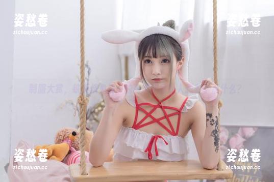 制服大赏，铁板烧鬼舞w的高清作品让人想多了点什么？