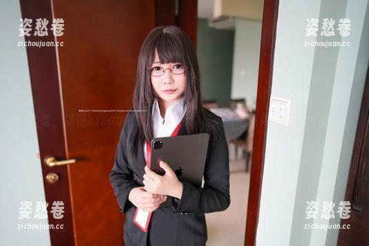 哈哈，铭铭kizami的灰丝来啦！里头有啥值得精选和原图？