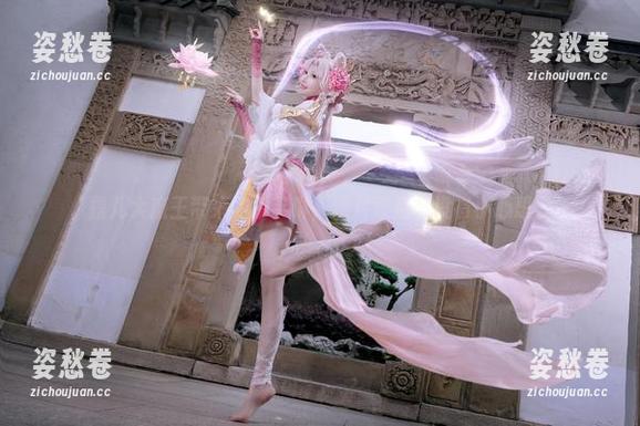露儿大魔王带来的伊芙琳，照片背后有没有小心思？
