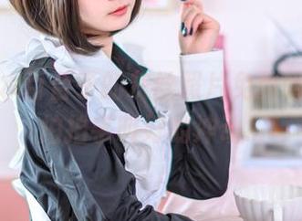 听说青水百合子的灰丝照片免费哦，有种拍拍手叫好的冲动…