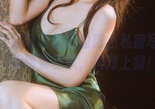 请注意！香草喵露露的粉色私房写真下载，眼睛要稳哦，别对上瘾！