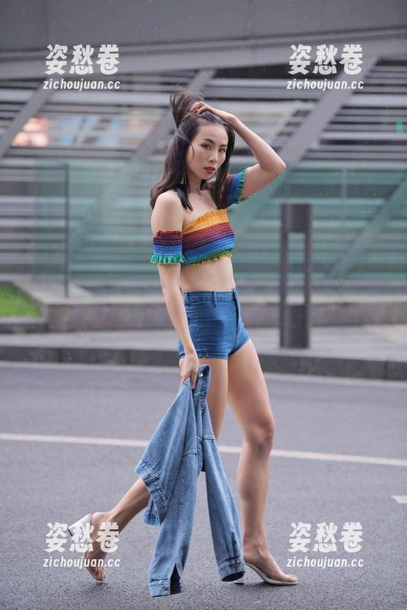 魔镜街拍 - 自己的美图自己赏，艾小青的自拍究竟有几分是真实？